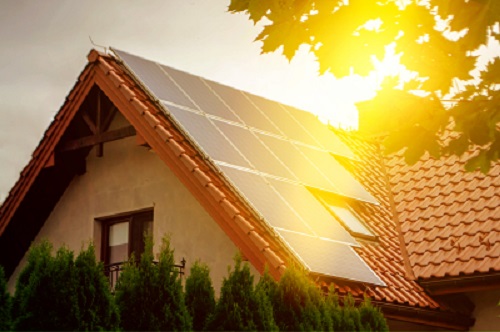 Einfamilienhaus mit PV-Anlage